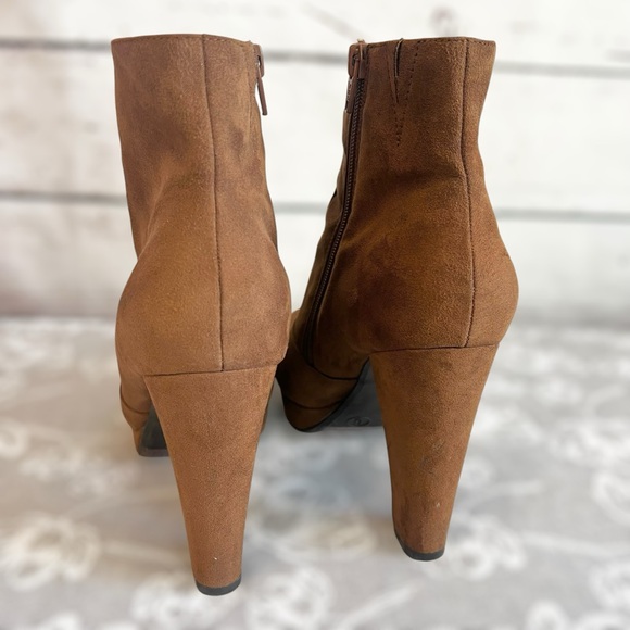 Mossimo Supply Co. Brown Boots Ankle Booties Size 8 - Picture 14 of 16